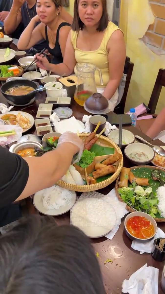 Vị Nguyên Vietnamese Restaurant & Vegetarian Food Hanoi Old Quarter photo 4 in Ha Noi