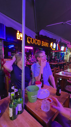 Hanoi Blues Bar _ Tạ Hiện photo 6 in Ha Noi