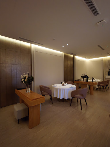 VOYAGE Restaurant photo 3 in Thao Dien