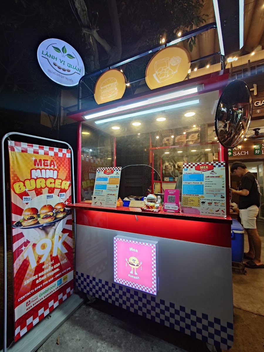 Tiny Light Bakery in Ho Chi Minh City - exterior