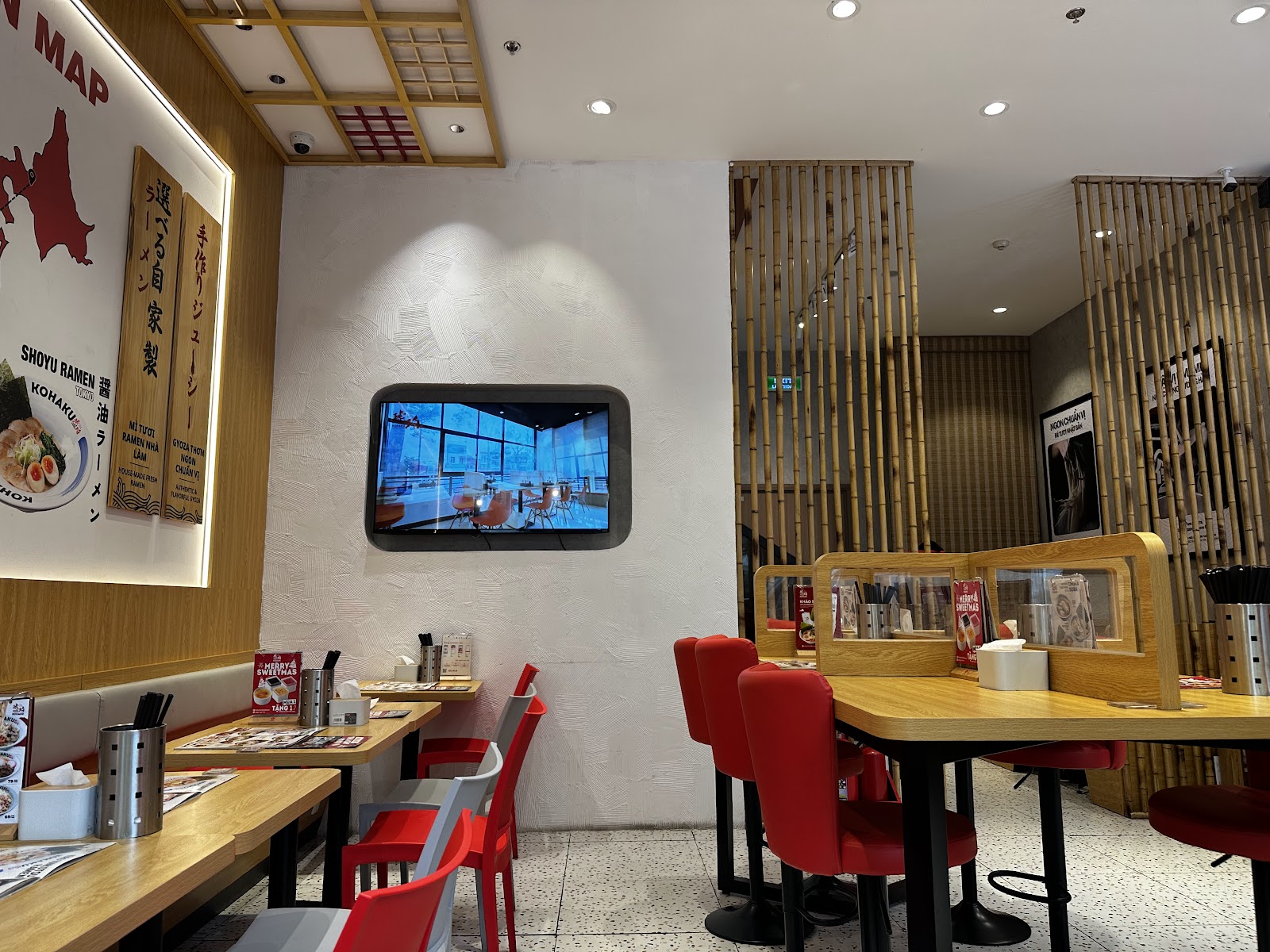 KOHAKU RAMEN & UDON - VINHOME CENTRAL PARK 6 photo 7 in Thao Dien