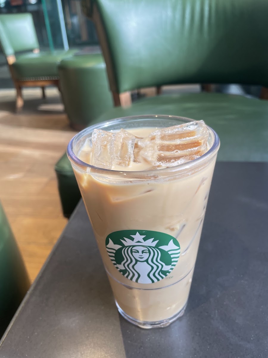 Starbucks Somerset photo 7 in Ha Noi
