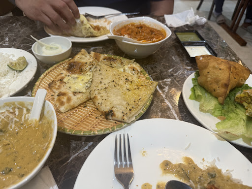 Hill Top Curry Indian Restaurant hoan kiem Hanoi photo 3 in Thao Dien