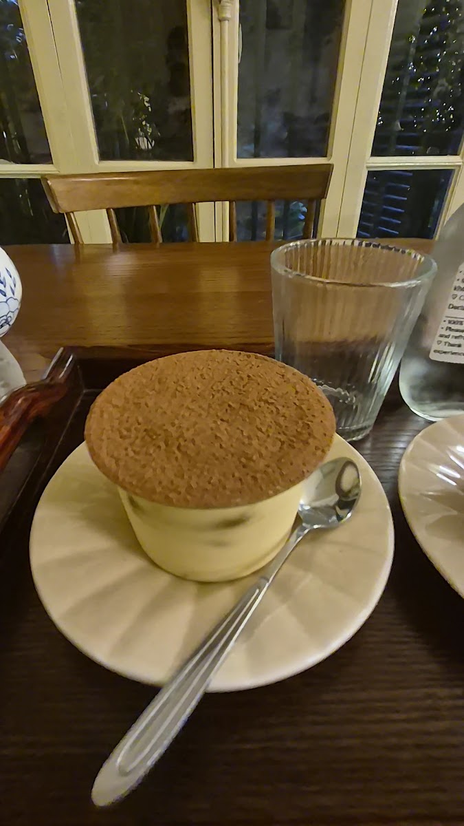 Dacia Tea And Bakery photo 6 in Thao Dien