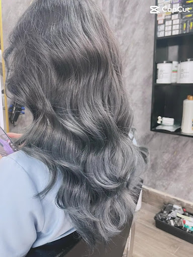 THƯ PHẠM HAIR MAKEUP AND NAILS photo 2 in Thao Dien