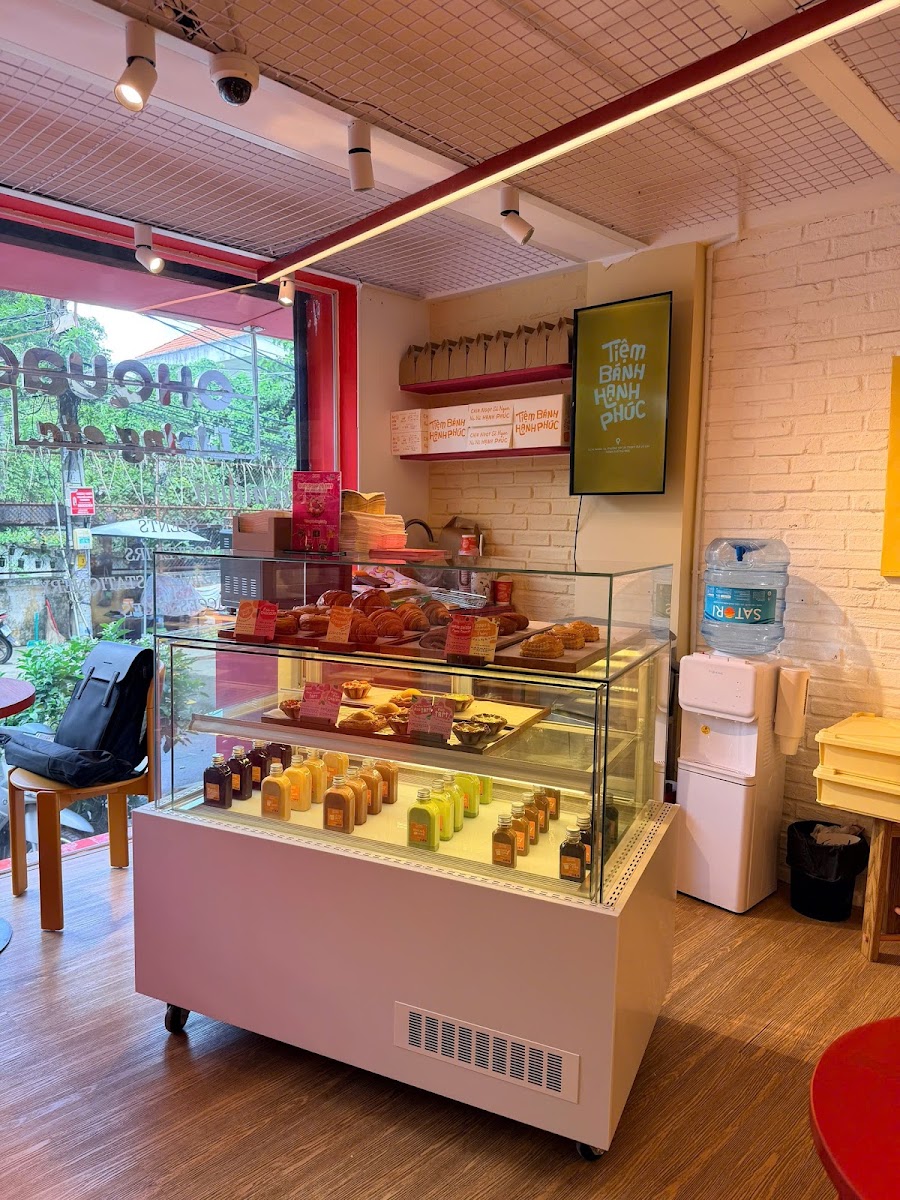 Tiệm Bánh Hạnh Phúc Pop Up at OHQUAO Living photo 5 in Thao Dien