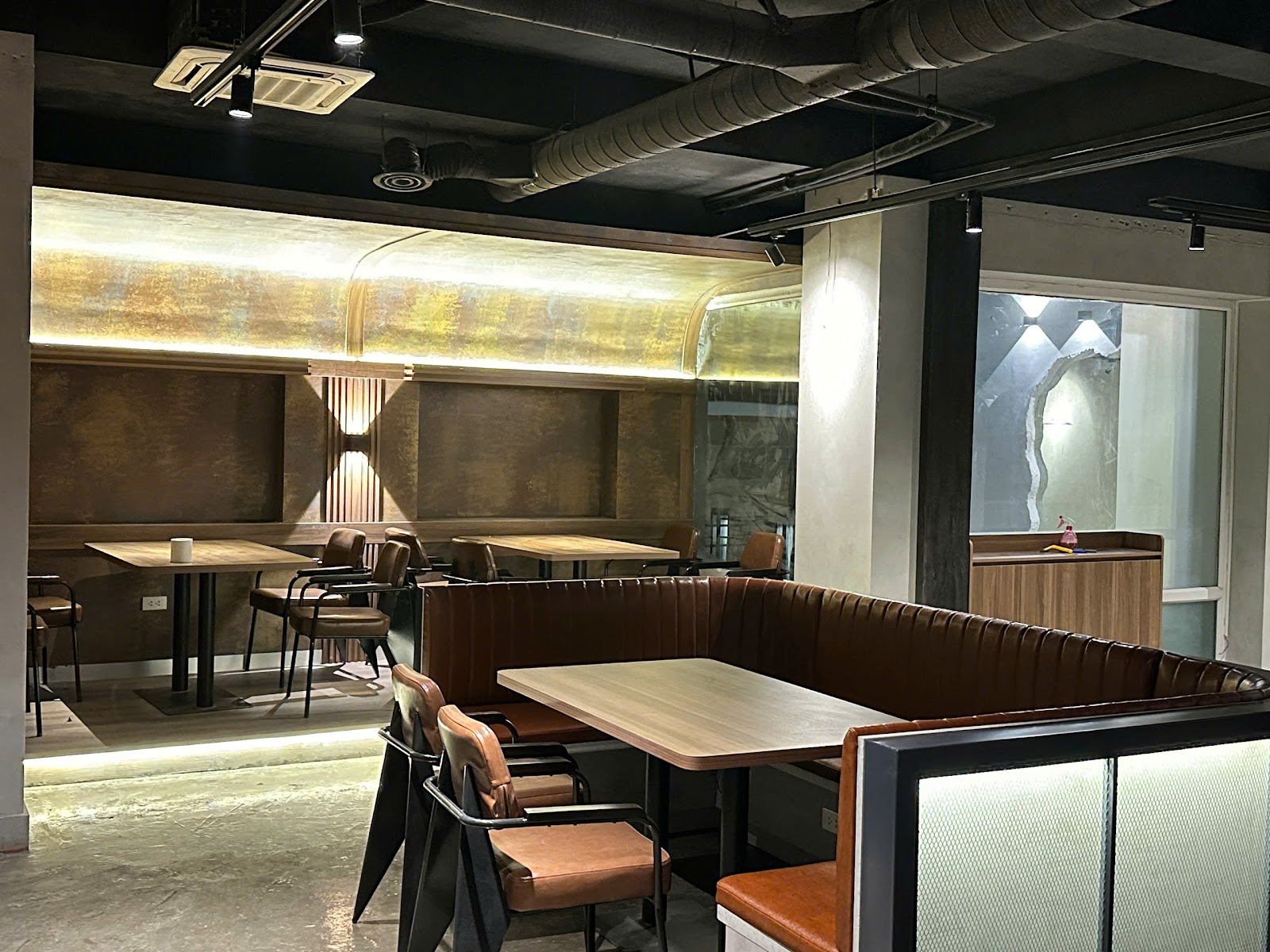 Soma Pub & Dining photo 7 in Ha Noi