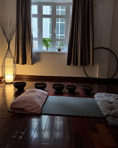 Anahata Yoga Tay Ho | Yoga & Sound Healing photo 8 in Ha Noi
