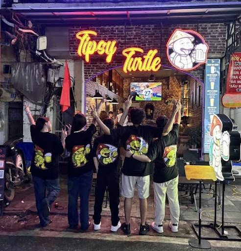 Tipsy Turtle & sport Bar photo 6 in Ha Noi