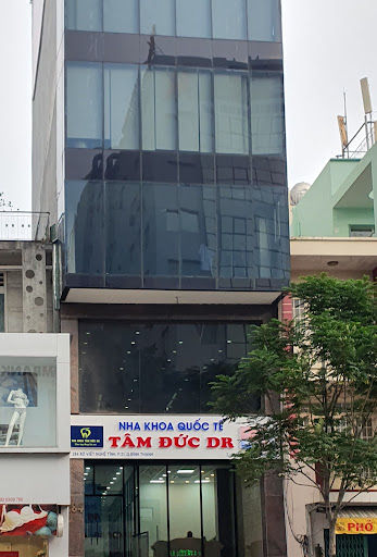 Nha Khoa Tâm Đức Smile Landmark | Nha Khoa Bình Thạnh | Trồng răng Implant, Bọc răng sứ, Dán răng sứ, Niềng răng, Nhổ răng photo 4 in Thao Dien