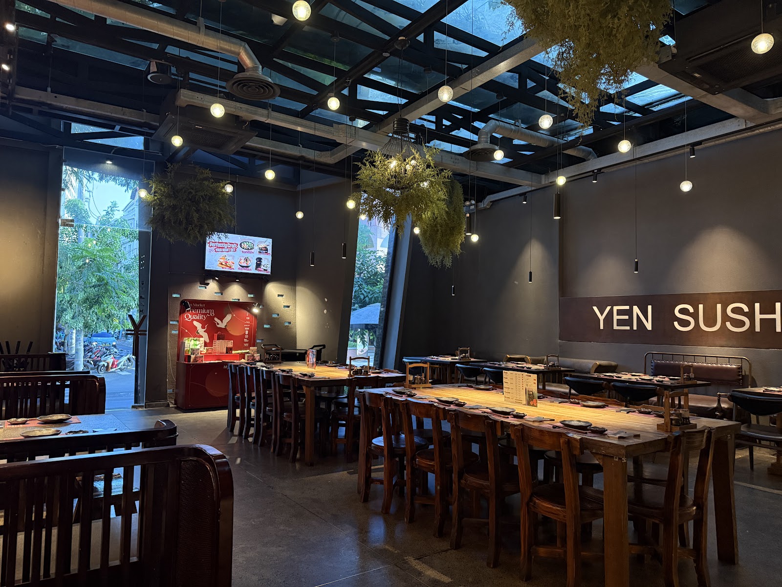 YEN Sushi & SakePub - Japanese Fusion Cuisine photo 6 in Thao Dien