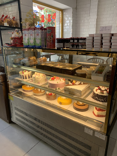 Bánh Sinh Nhật Thu Hương Bakery since 1996 photo 7 in Ha Noi