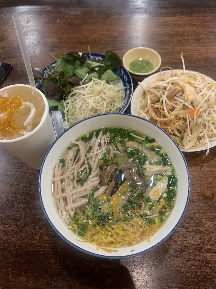 Bún Mọc Cầu Gỗ photo 7 in Thao Dien