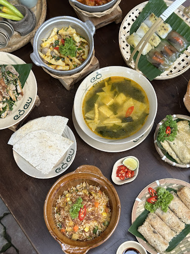 Tiệm Chay Co Cu - Hue Local vegan photo 4 in Thao Dien