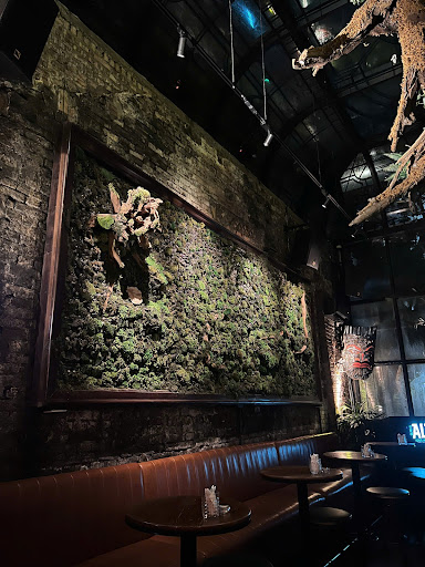 The Old Well Tiki Bar photo 4 in Thao Dien