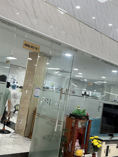 Nha Khoa Tâm Đức Smile Landmark | Nha Khoa Bình Thạnh | Trồng răng Implant, Bọc răng sứ, Dán răng sứ, Niềng răng, Nhổ răng photo 8 in Thao Dien