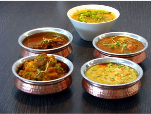 Grills & Gravy Indian Restaurant Hanoi photo 7 in Thao Dien