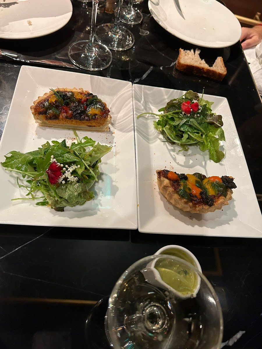 Secret Wines shop and Lounge photo 1 in Thao Dien