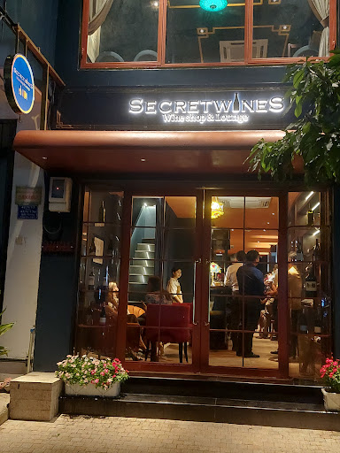 Secret Wines shop and Lounge photo 3 in Thao Dien