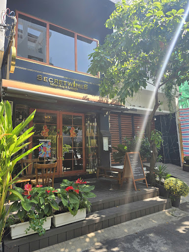 Secret Wines shop and Lounge photo 2 in Thao Dien