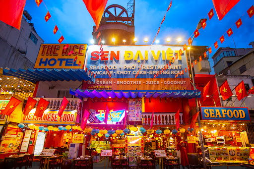 Sen Đại Việt Restaurant - Seafood - Phở Restaurant in Ho Chi Minh City - exterior