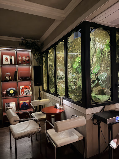 Sevensens Cocktail Bar & Kitchen photo 3 in Thao Dien
