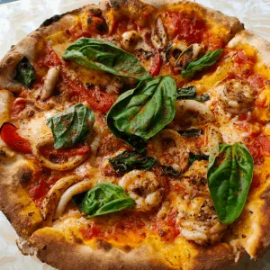 Seafood Pizza L (Spicy) at Simple Place