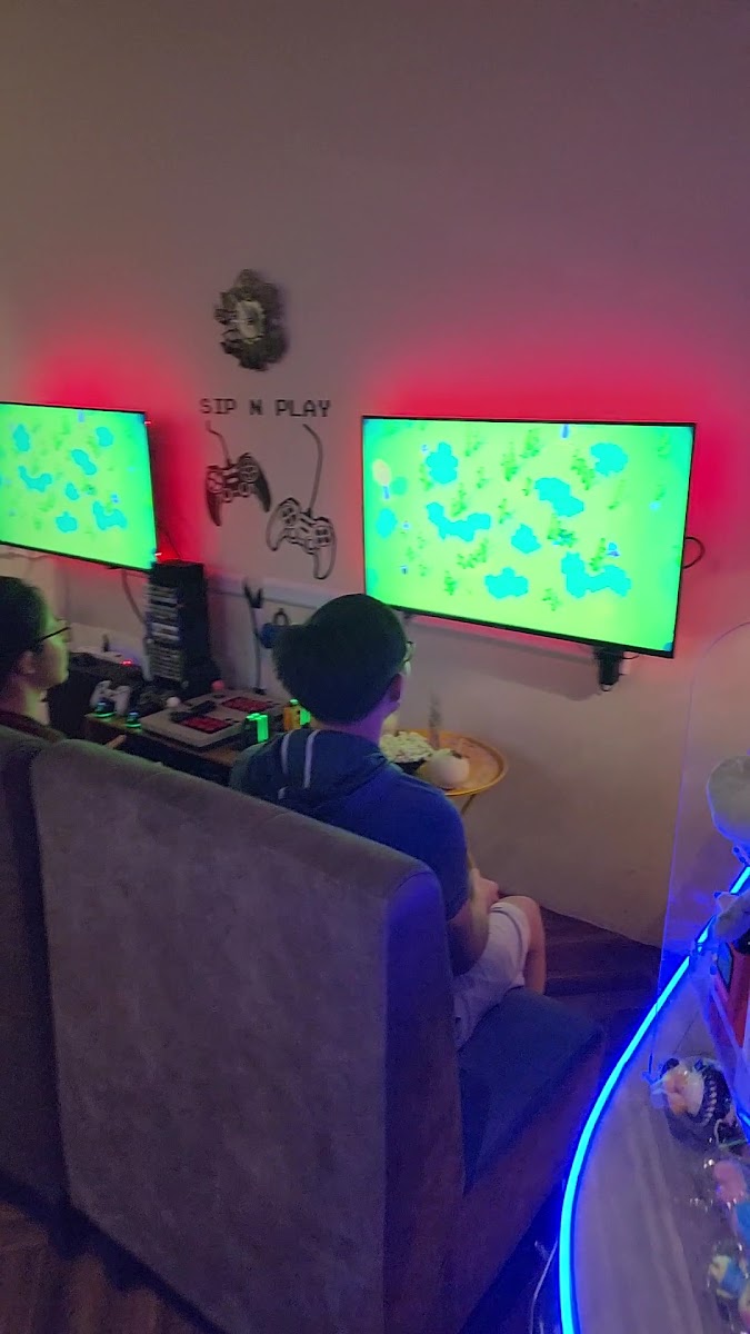 Sip N Play [Board & Video Games Bar] photo 10 in Thao Dien