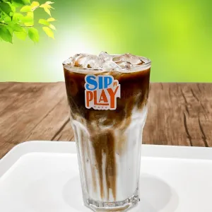 caramel macchiato at Sip N Play [Board & Video Games Bar], Thao Dien