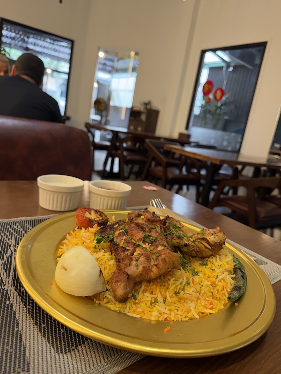 SIRYANO Restaurant & Cafe (HALAL) Syrian restaurant in Ho Chi Minh City - exterior