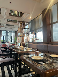 SkyOn9 Rooftop Bar - Hoan Kiem photo 7 in Thao Dien