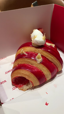 Fruit-filled Croissant