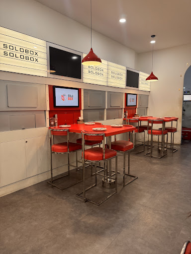 SOLOBOX Restaurant photo 5 in Thao Dien