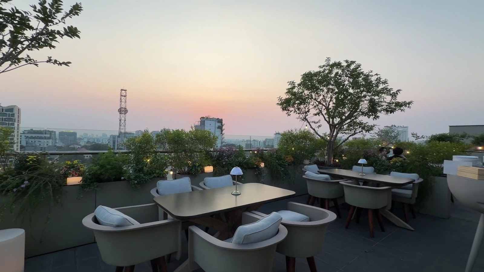 Somme Wine Bar - Cocktail Bar in Thao Dien