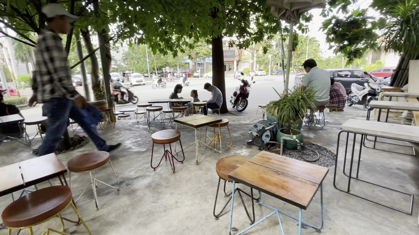 SõPRUS COFFEE Cafe in Ho Chi Minh City - exterior
