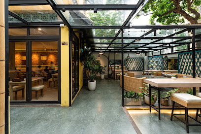 Soy PePe Restaurant in Ha Noi - exterior