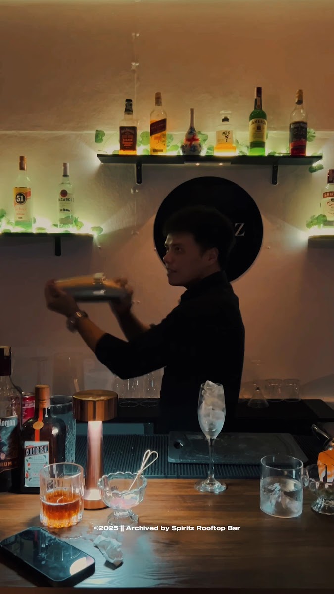 Spiritz Rooftop Bar photo 4 in Thao Dien