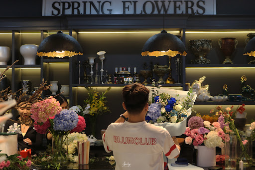 Spring Flowers and Decor - Cửa hàng hoa và trang trí in Saigon