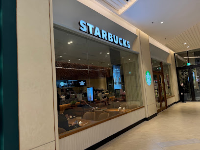 Starbucks Lotte West Lake Coffee shop in Ha Noi - exterior