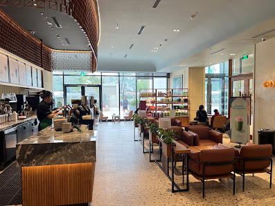 Starbucks Lotte West Lake photo 7 in Thao Dien