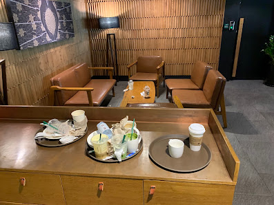 Starbucks Reserve Nhà Thờ photo 6 in Thao Dien