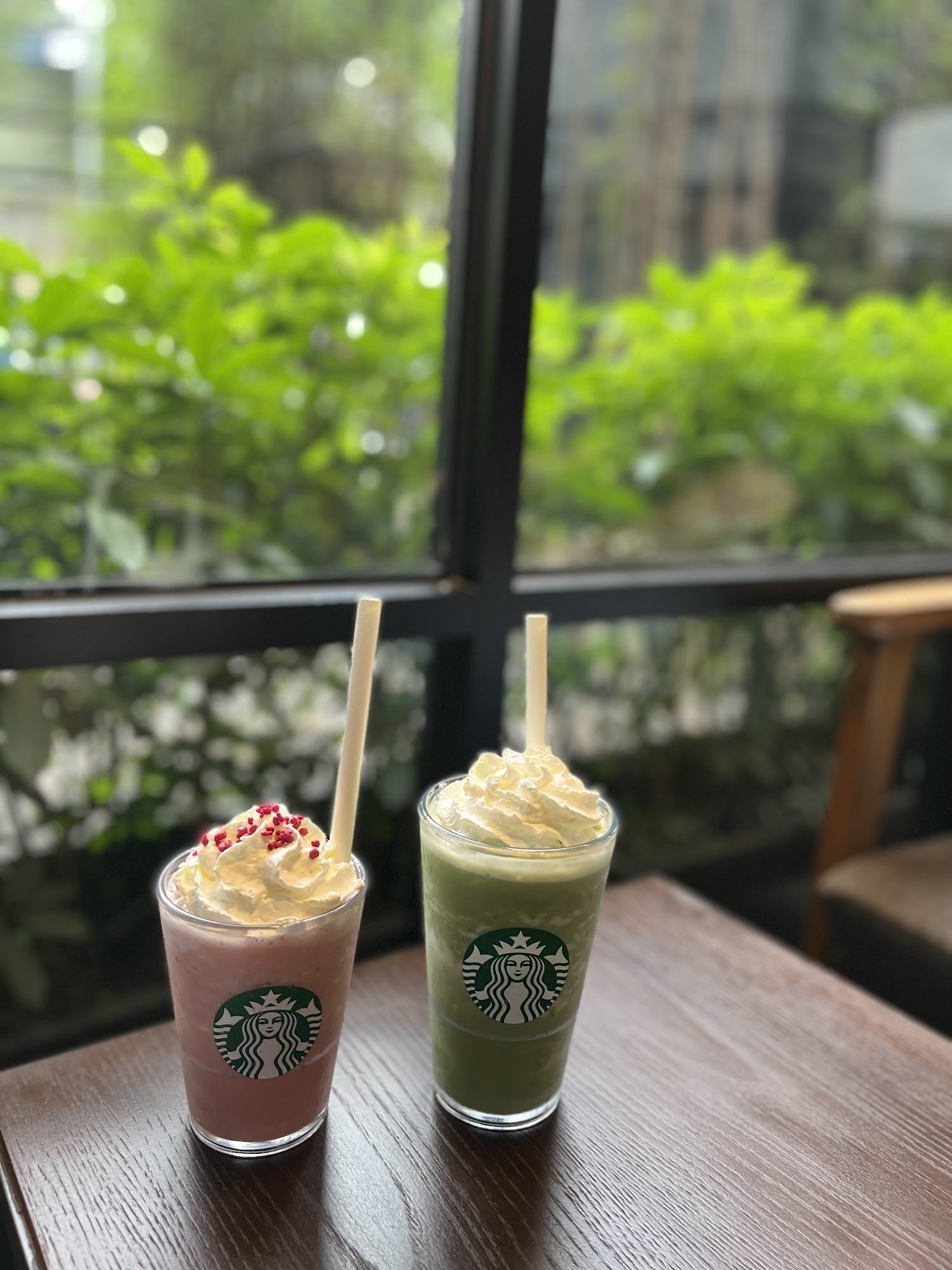 Starbucks Pink Frappuccino & Matcha Frappuccino