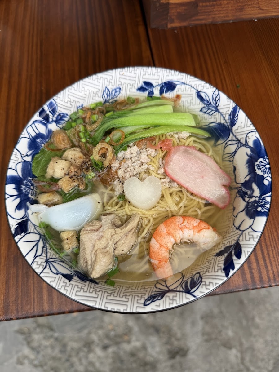 Sủi Cảo Tôm - Tiệm của Ngân photo 5 in Thao Dien