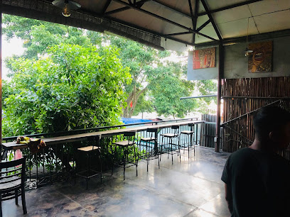 SUNRISE BEER - Open Till Late Beer garden in Ha Noi - exterior