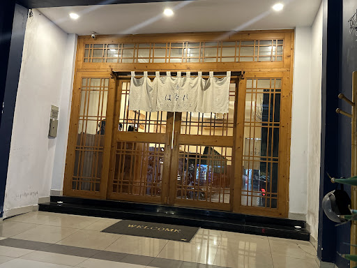 𝐒𝐮𝐬𝐡𝐢 香 𝐇𝐮𝐧𝐠 𝐇𝐀𝐍𝐀𝐑𝐄 photo 6 in Thao Dien