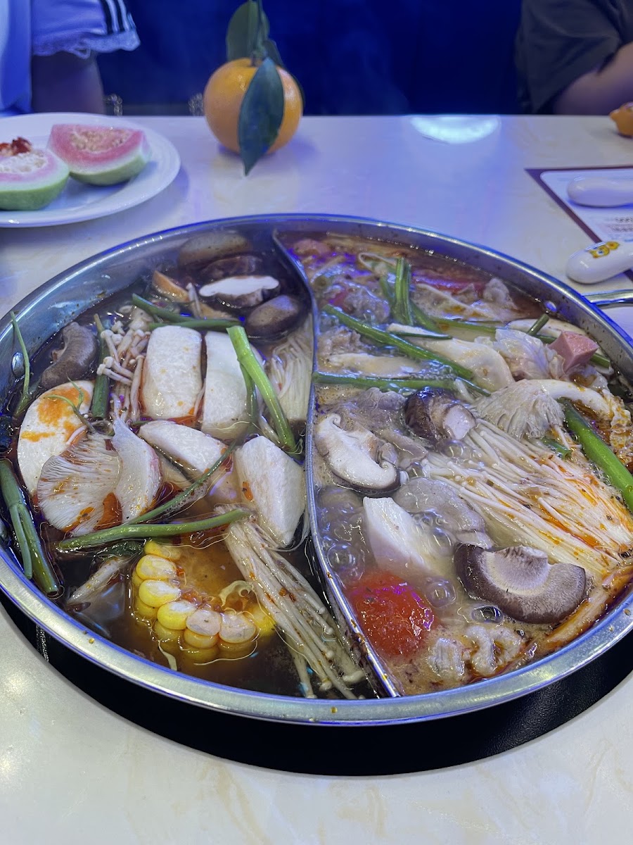 Sushi O Buffet - Hotpot Sushi and Korean Chicken photo 5 in Thao Dien
