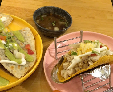 Chicken Taco and Avocado Flatbread