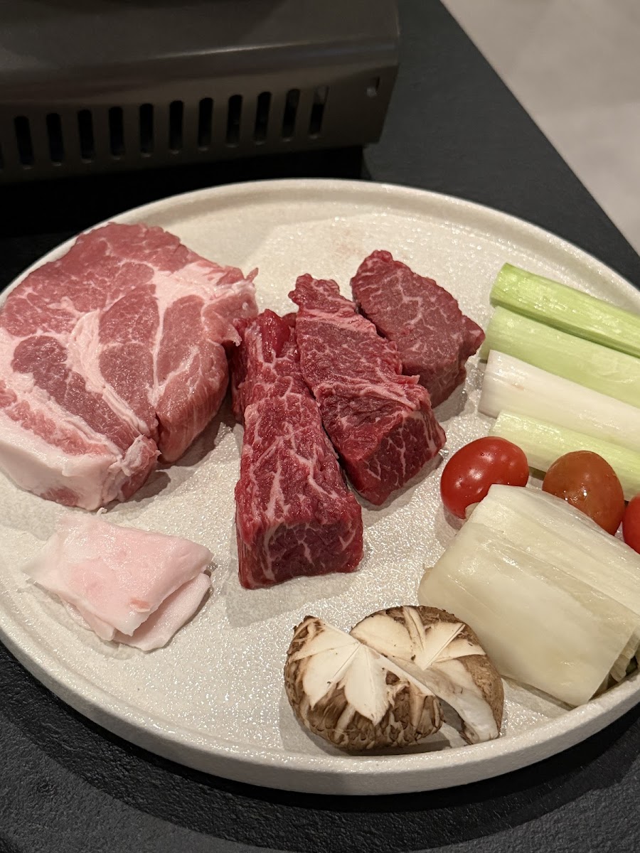 탄광 - Tan Kwang Korean BBQ photo 2 in Thao Dien