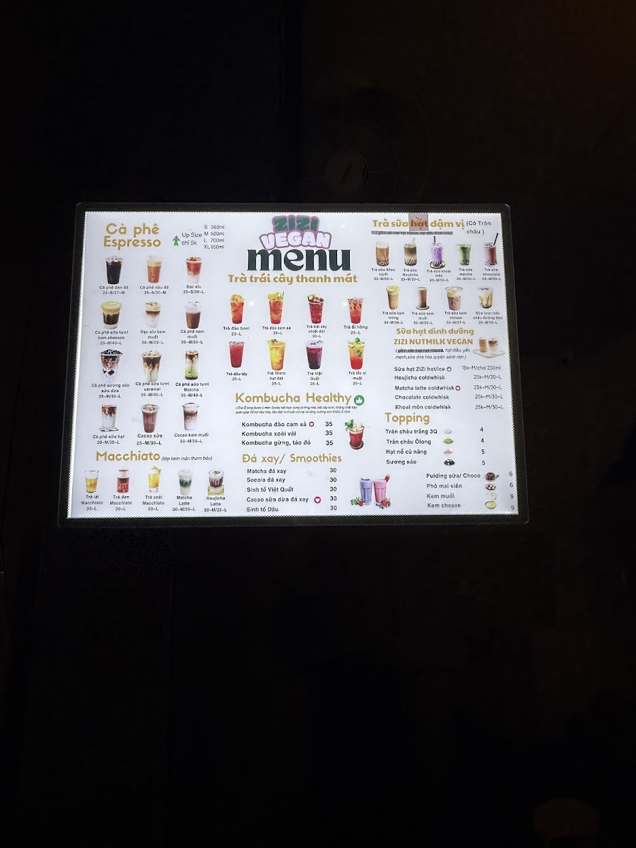 Tea Coffee & Nutmilk ZiZi Vegan Coffee shop in Ho Chi Minh City - exterior