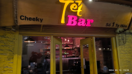 Tet Bar Bar in Ha Noi - exterior